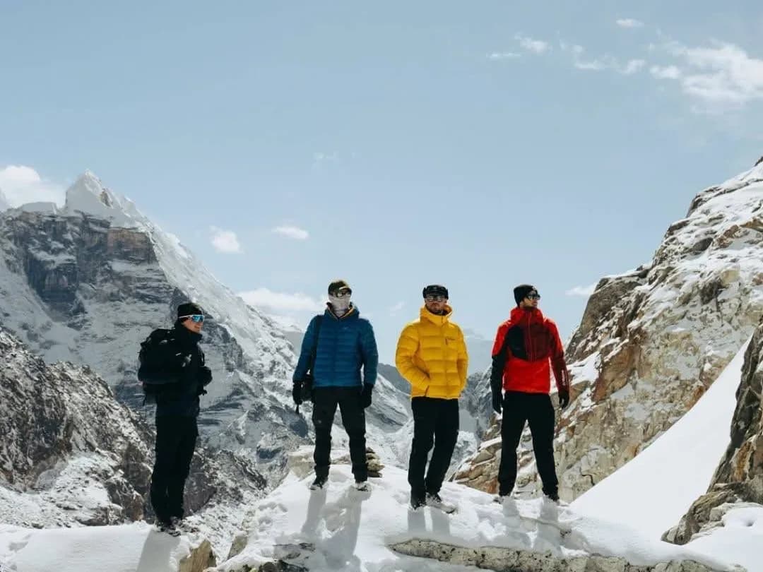 Everest Base Camp Trek: The Himalayan Challenge photo 2